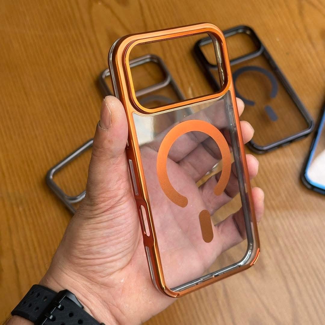 جراب ايفون شفاف MagSafe باطار معدني فاخر - Transparent iPhone MagSafe Case with Luxury Metal Frame - الصورة 6