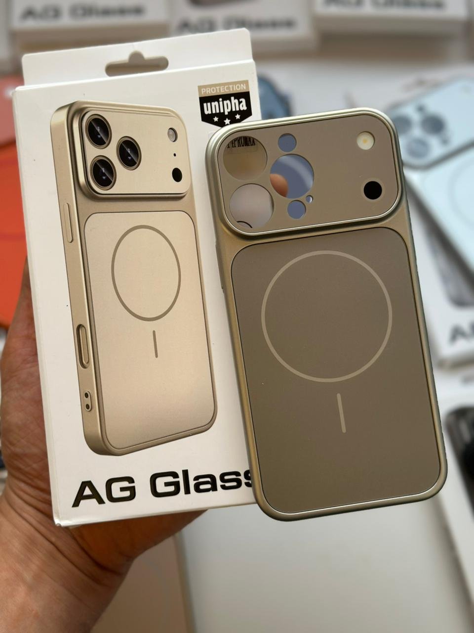 جراب AG Glass المغناطيسي الفاخر للايفون بحماية زجاجية للكاميرا - AG Glass Luxury Magnetic Case for iPhone with Glass Camera Protection - الصورة 5